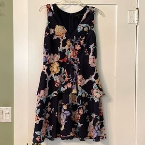 Adelyn Rae Floral Tiered Dress, Size Large.